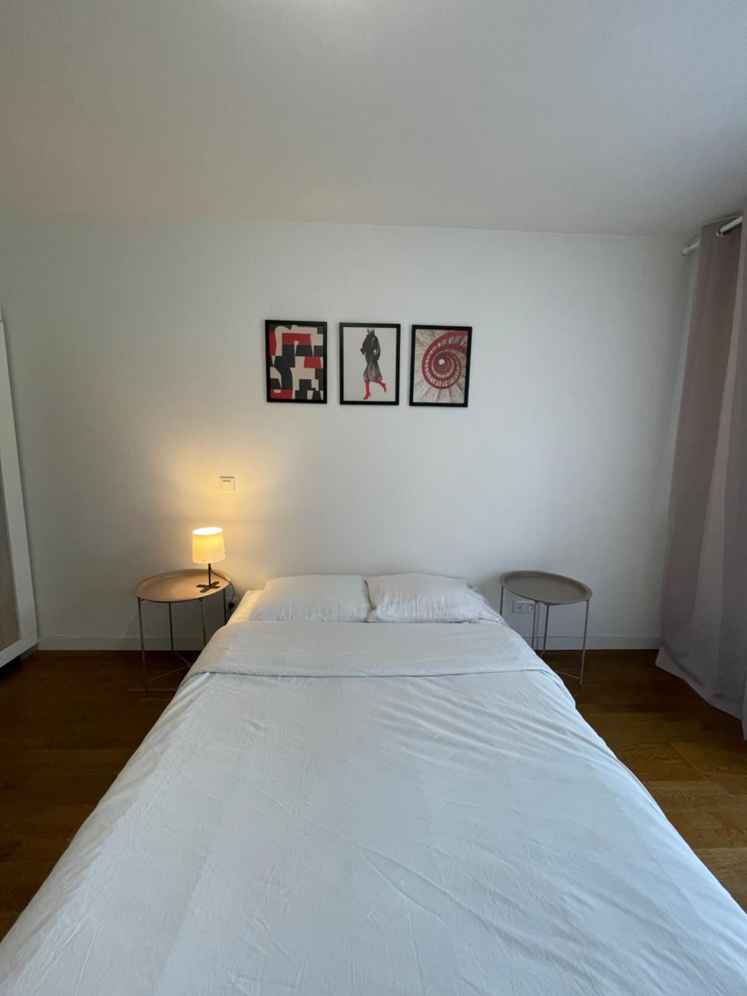 Sweet Escape Paris Centre - 3 Bds- Terrasse - Stade De France - Montmartre Saint-Ouen  Bagian luar foto
